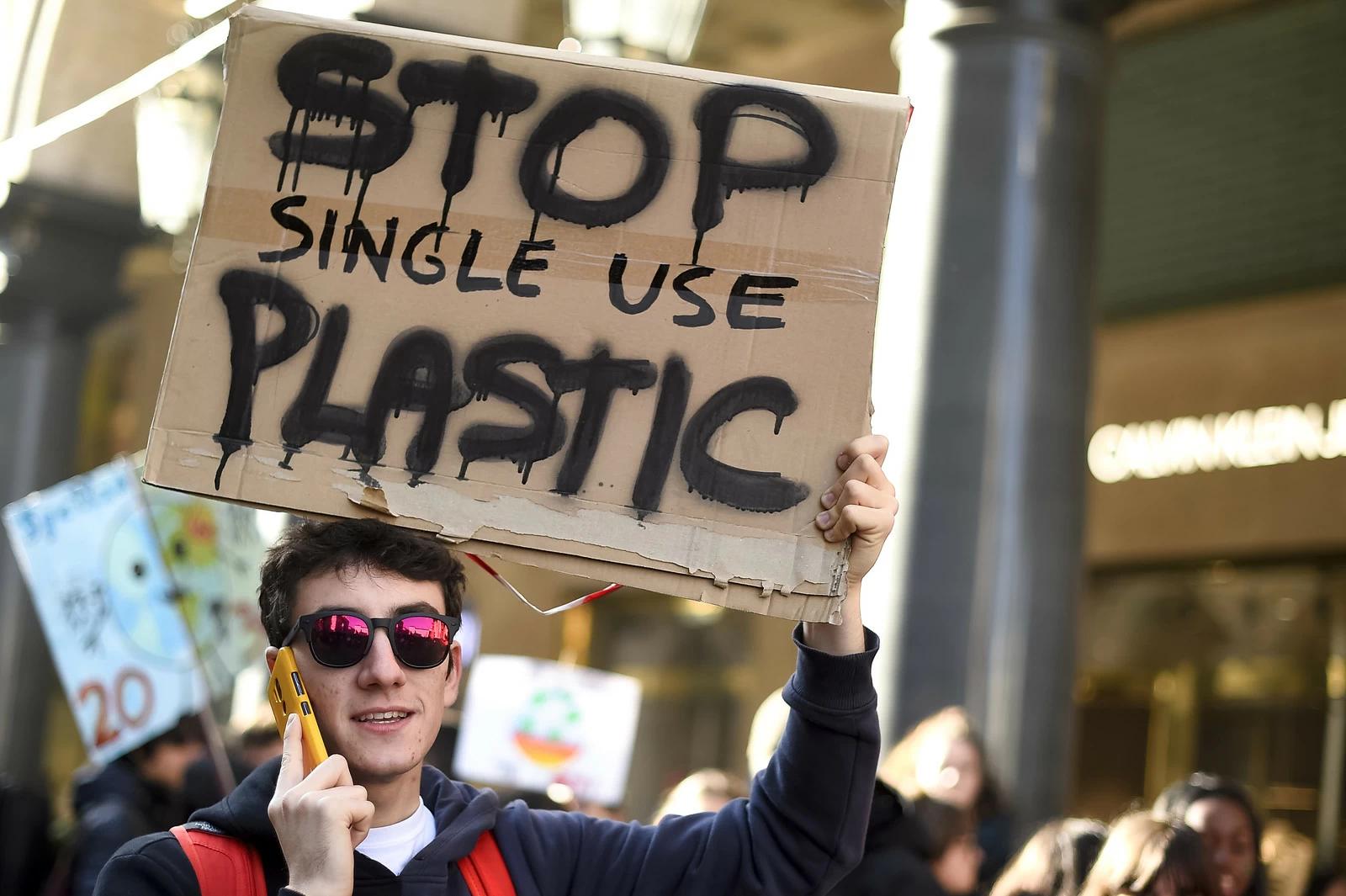 A protester holds placard reading ‘Stop single use plastic’ during ‘Fridays for future’ demonstration, a worldwide climate strike against governmental inaction towards climate breakdown and environmental pollution. Photo and story credits by Nicolo Campo